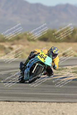 media/Oct-04-2025-CVMA (Sat) [[408bcdd6e4]]/Race 14-500-400-350 Supersport/